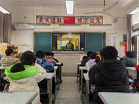 重温经典影片  传承雷锋精神
