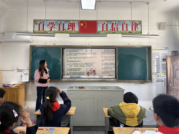 b40431cebc9d42ac89bf2031871900d1.jpg