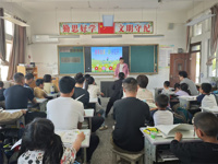 家校携手同行   共筑成长之路