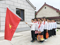 寻访时代先锋，传承红色基因