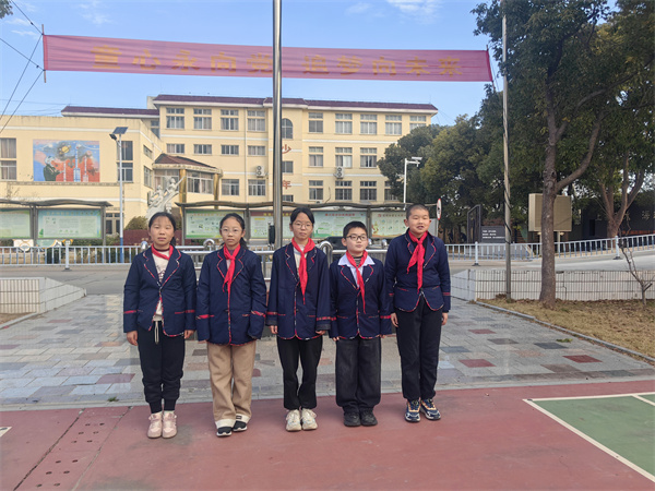 161569029ce24dcd8ec3f69eb8f198d9.jpg 161569029ce24dcd8ec3f69eb8f198d9.jpg